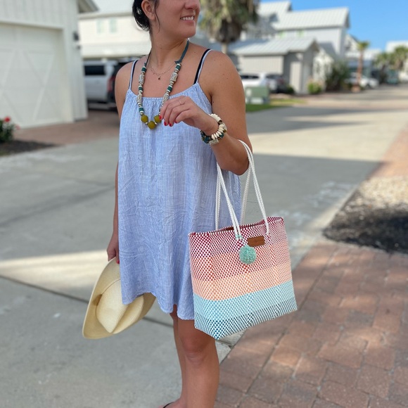 NWT Sunrise Woven Tote Bag - Picture 2 of 6